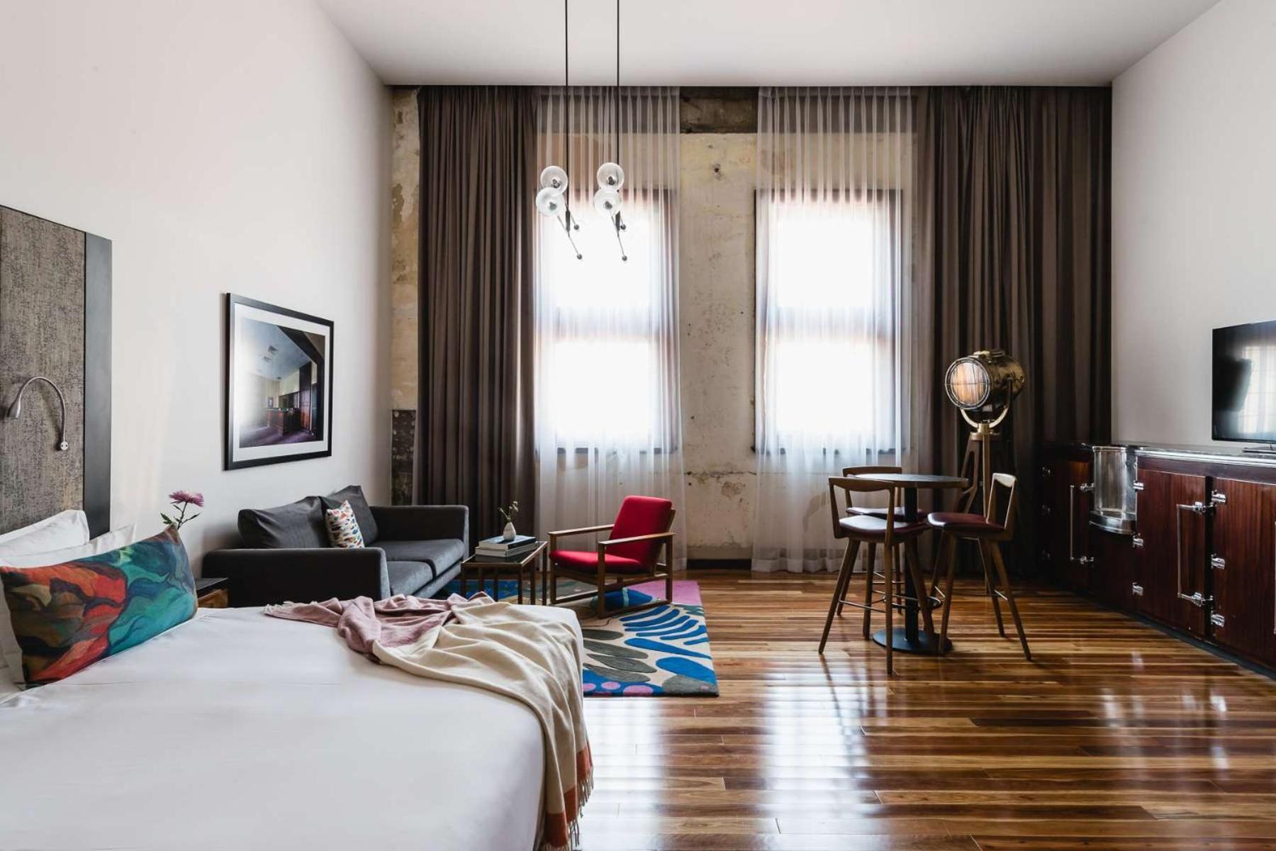 The Old Clare By Ode Hotels Sidney Dış mekan fotoğraf A room at the Hotel Valencia